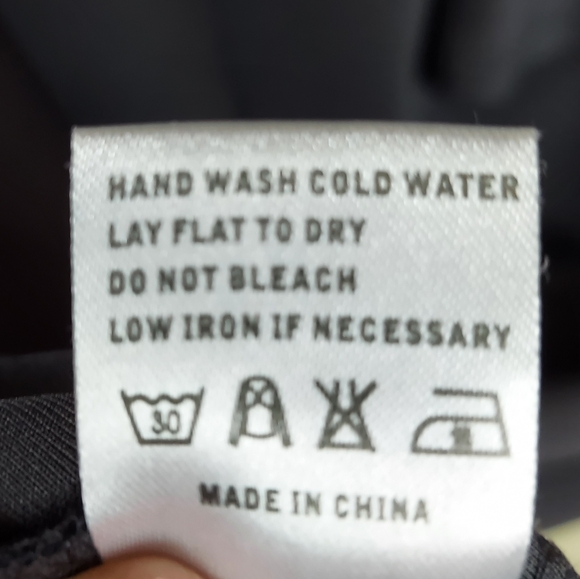 New Black Dress Peplum Waist Size Small Sleeveless - Picture 12 of 16